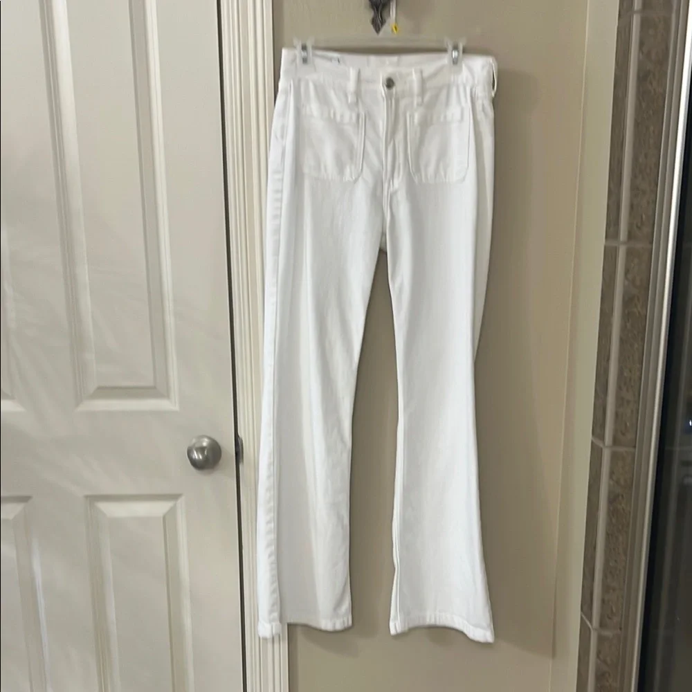 Stylish White Flared Jeans - Picture 1 of 6